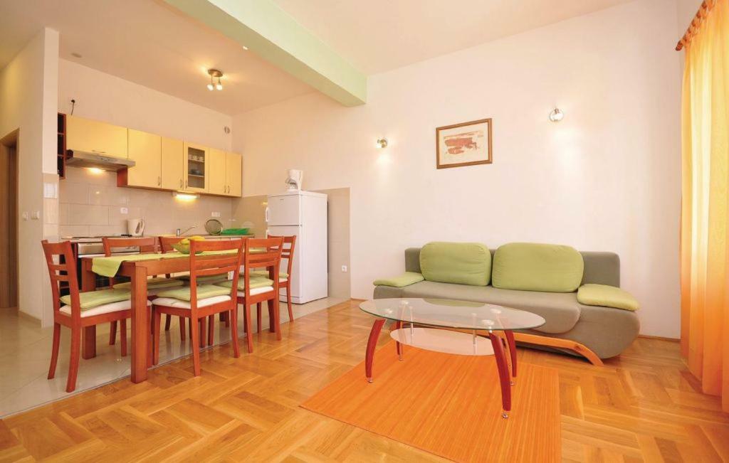 Apartment Orange Makarska Bagian luar foto